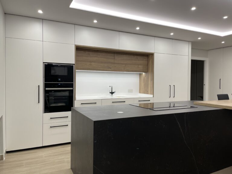 cocina lacada blanca piedra helice 7