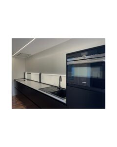 Cocina lacada: 5 claves de limpieza y cuidado 2 Cocina minimalista