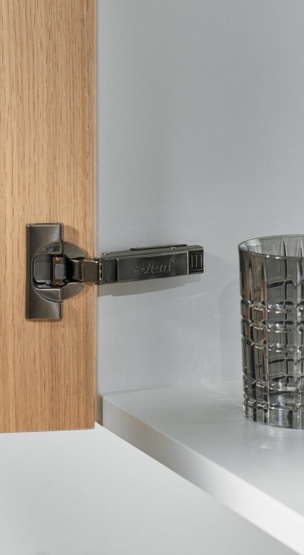 HERRAJE DE APERTURA 67