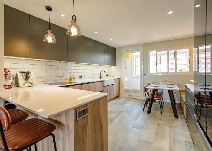 cocina-madera-rustica-antracita-helice-3